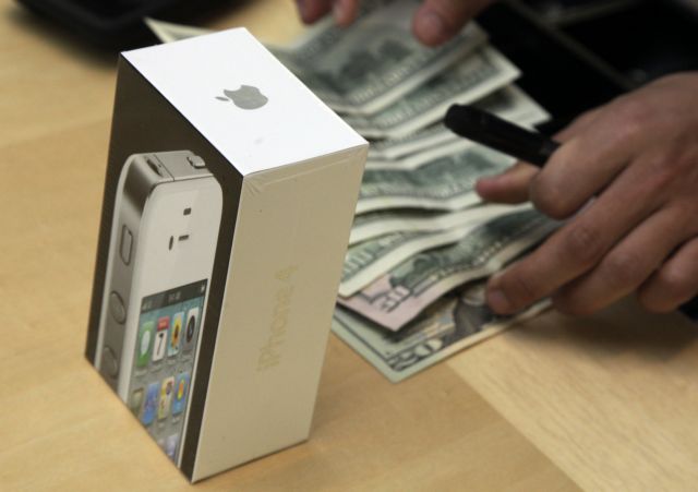 Η Apple διπλασιάζει τα κέρδη τριμήνου